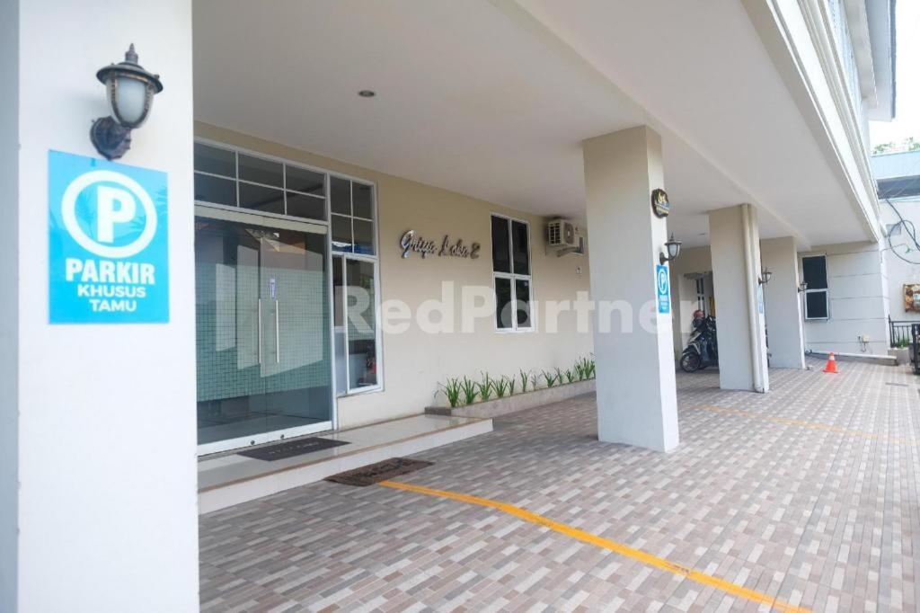 Griya Loka 2 Syariah Near Simpang Lima Mitra Reddoorz Ξενοδοχείο Σεμαράνγκ Εξωτερικό φωτογραφία