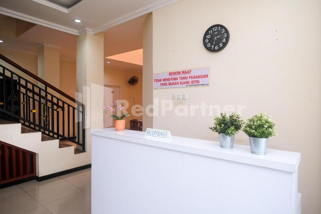Griya Loka 2 Syariah Near Simpang Lima Mitra Reddoorz Ξενοδοχείο Σεμαράνγκ Εξωτερικό φωτογραφία